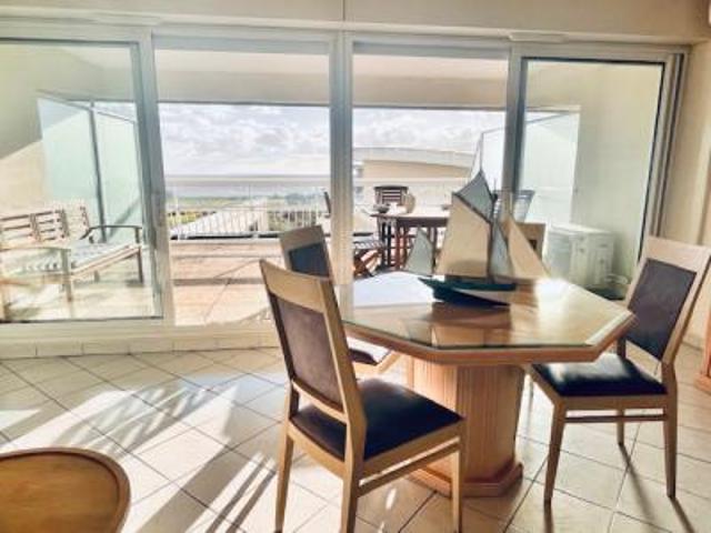 location appartement rochelle 3 pièces 75 m2 charente maritime 17000 1300 € / mois
