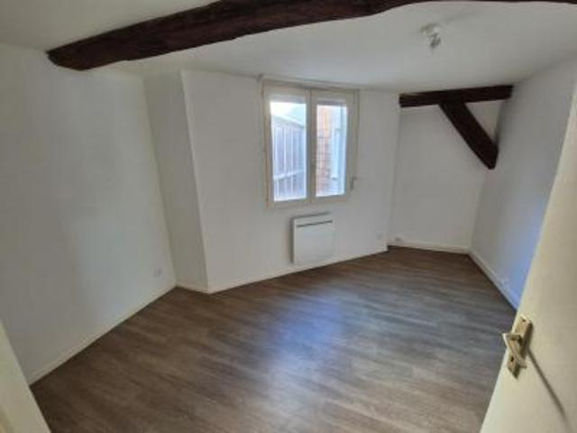 location appartement rocroi 115 m2 ardennes 08230 848 € / mois