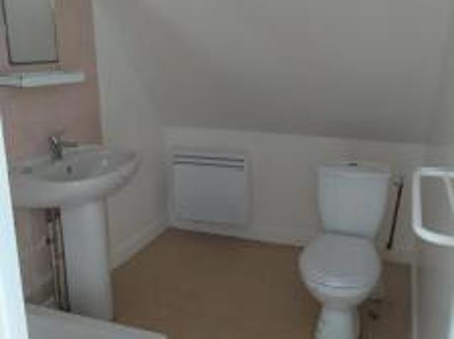 location appartement rosnay 1 pièce 28 m2 indre 36300 270 € / mois