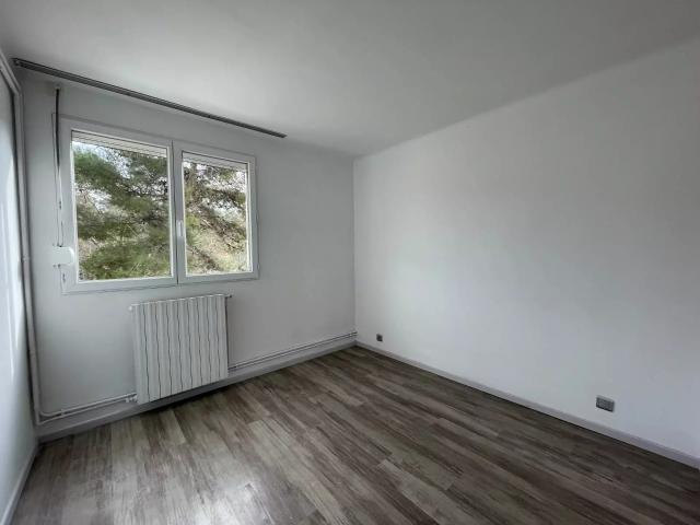 Location Appartement Route d'Alès, Nîmes