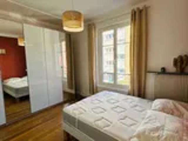 Location Appartement Route d'Auteuil à Suresnes, Paris