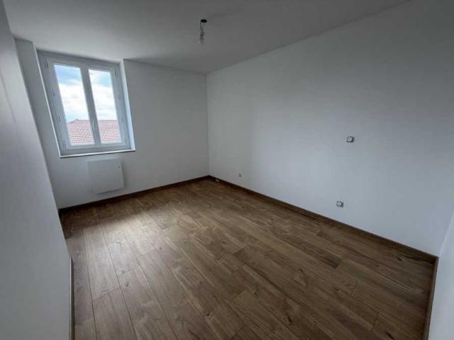 Location Appartement Route de Vandeins, Mézériat