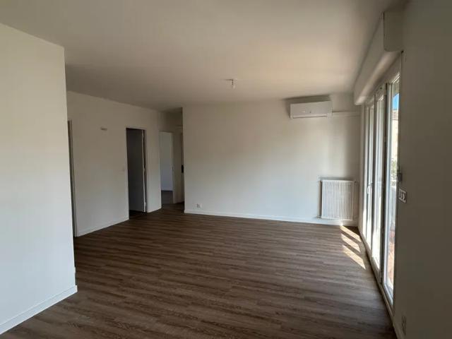 Location Appartement Route de Beaucaire, Nîmes