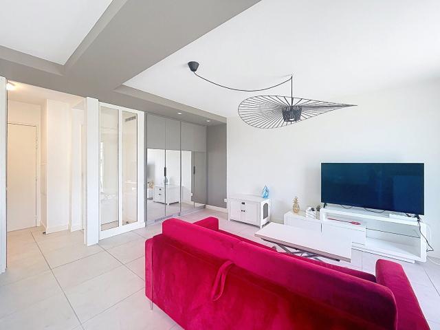 Location Appartement Route de Berre, Aix en Provence