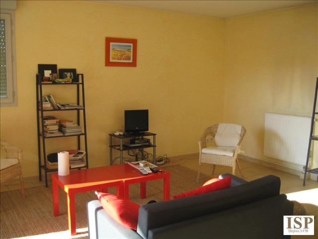 Location Appartement Route de Berre, Aix en Provence