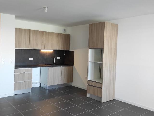 Location Appartement Route de Bost, Cours de Pile