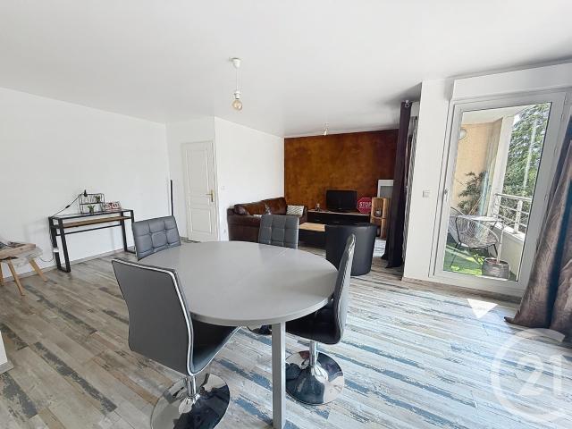 Location Appartement Route de Blois, Saint Ay