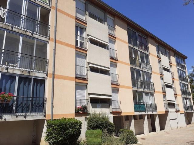 Location Appartement Route de Brousse, Massiac
