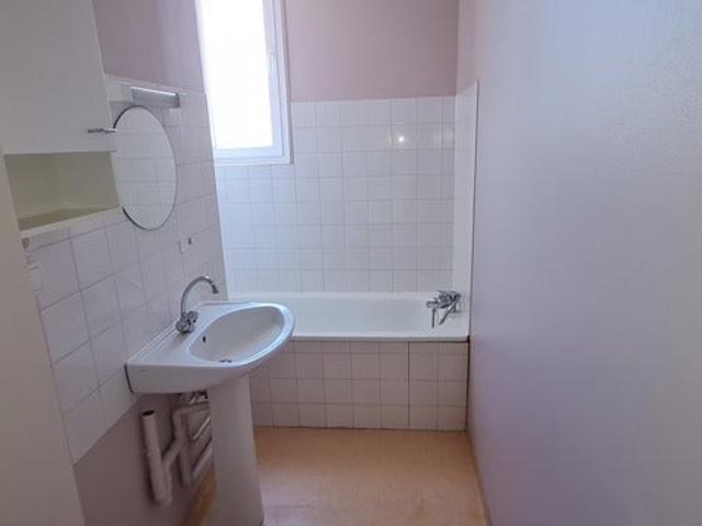 Location Appartement Route de Chassagnes, Paulhaguet