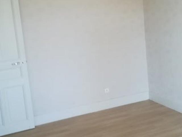 Location Appartement Route de Chassagnes, Paulhaguet