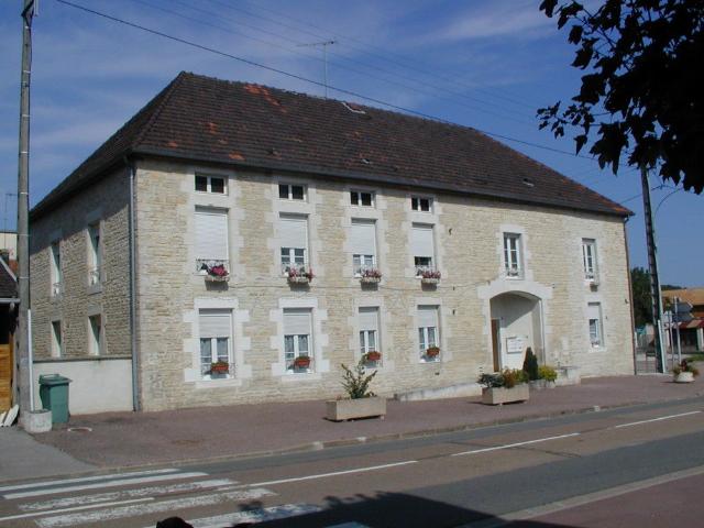 Location Appartement Route de Dijon, Ville sous la Ferté