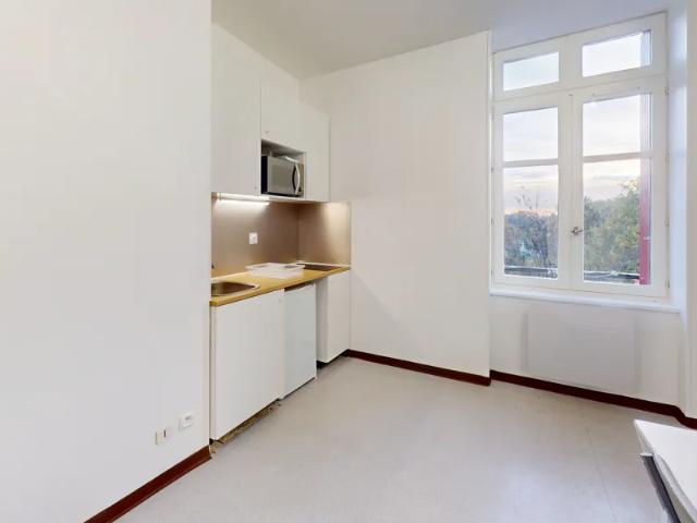 Location Appartement Route de Florac, Comps la Grand Ville