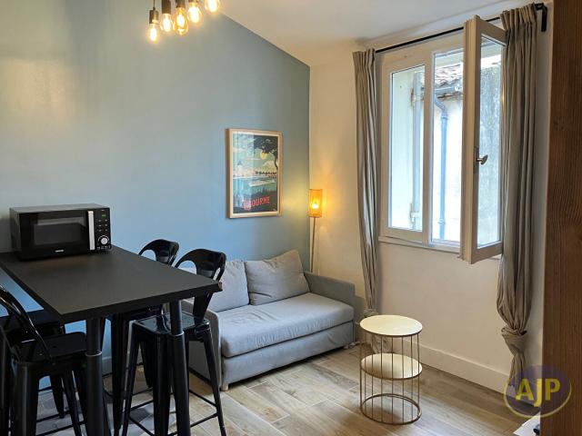 Location Appartement Route de la Cabane, Monfaucon