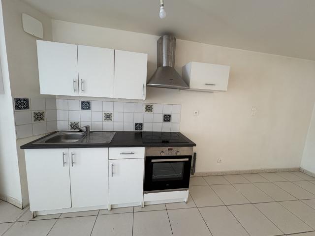 Location Appartement Route de Lasbordes, Saint Martin Lalande