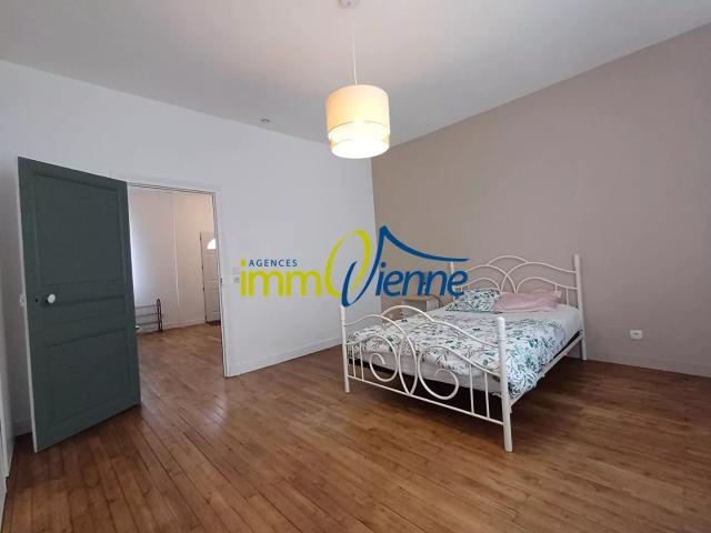 Location Appartement Route de Lhommaize, Cubord Rive Gauche