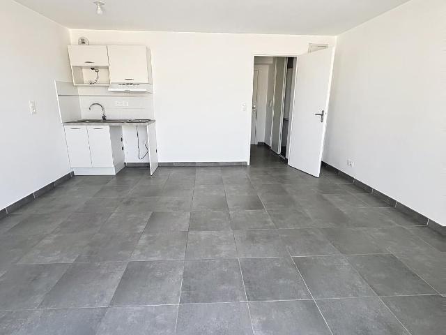 Location Appartement Route de Lyon, Avignon