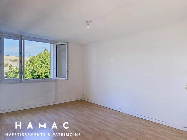 Location Appartement Route de Lyon, Valencin