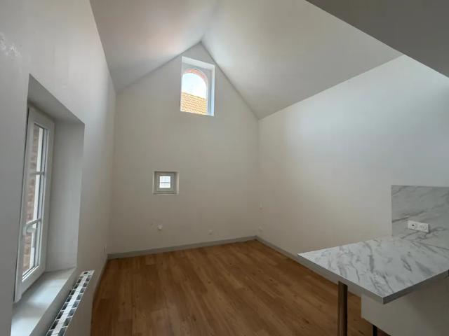 Location Appartement Route de Ménétréol, Neuvy sur Barangeon