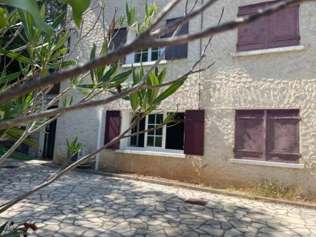 Location Appartement Route de Montauroux, Callian