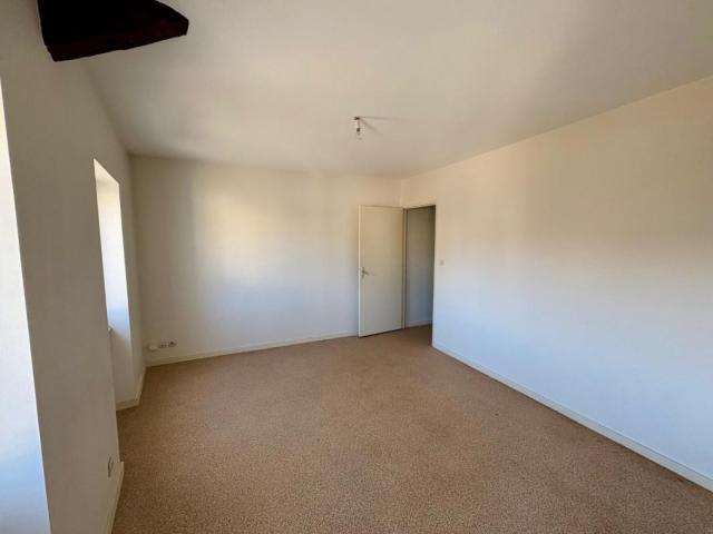 Location Appartement Route de Neulise, Saint Symphorien de Lay