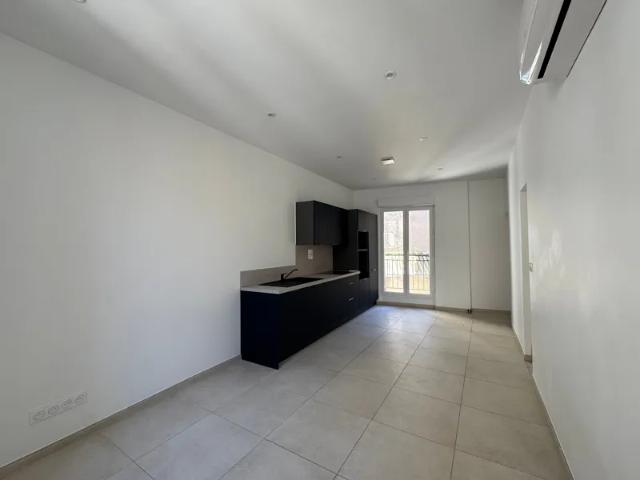 Location Appartement Avenue François Curée, Pézenas
