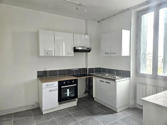 Location Appartement Route de Sablons, Roussillon