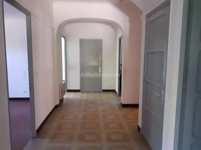 Location Appartement Route de Salernes, Aups