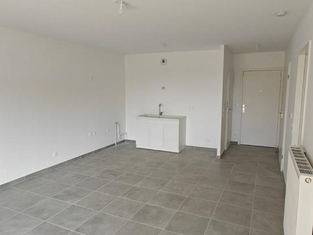 Location Appartement Route de Septeme, Moidieu Détourbe