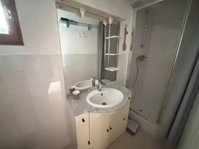 Location Appartement Route Des 4 Chemins, Salernes