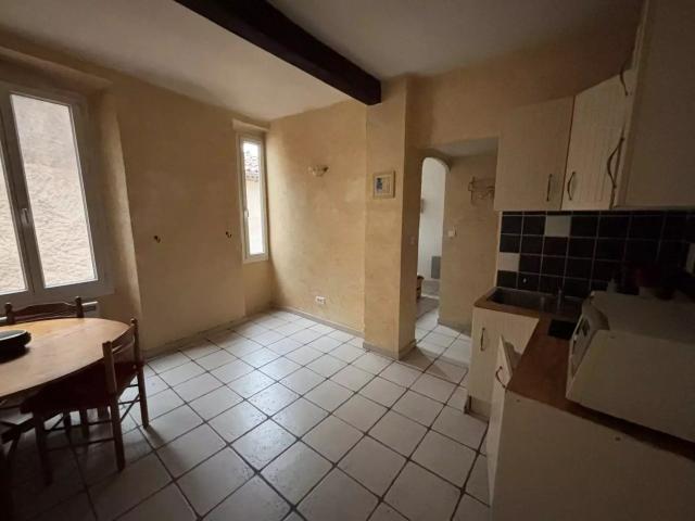 Location Appartement Route Des 4 Chemins, Salernes