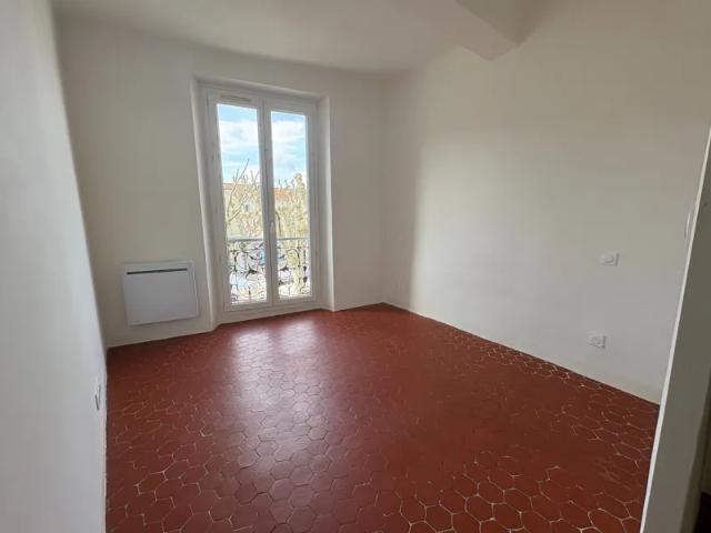 Location Appartement Route des Châteaux, Roumoules