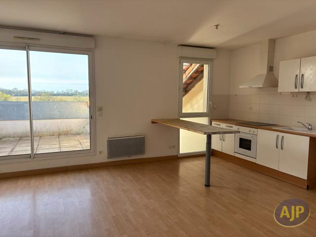 Location Appartement Route des Deux Forêts, Orville