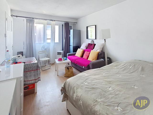 Location Appartement Route des Jabouillets, Saint Germain et Mons