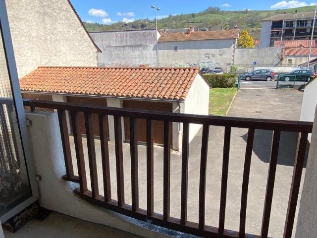 Location Appartement Chemin de Veyrières, Naucelles