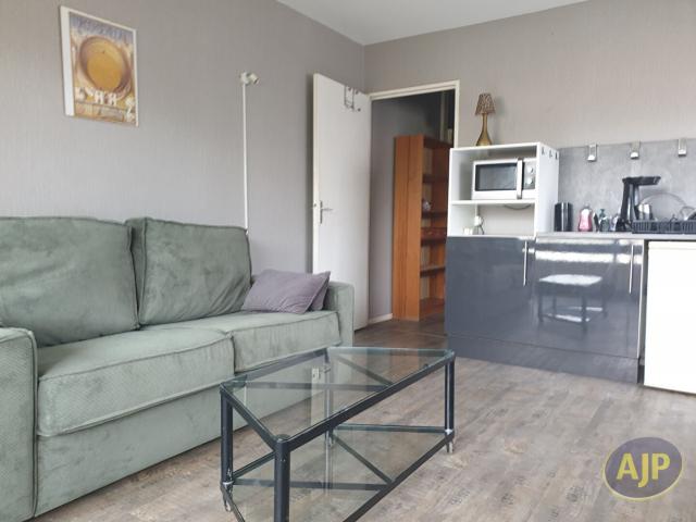 Location Appartement Route du Dolmen Rouge, Saint Laurent la Vallée