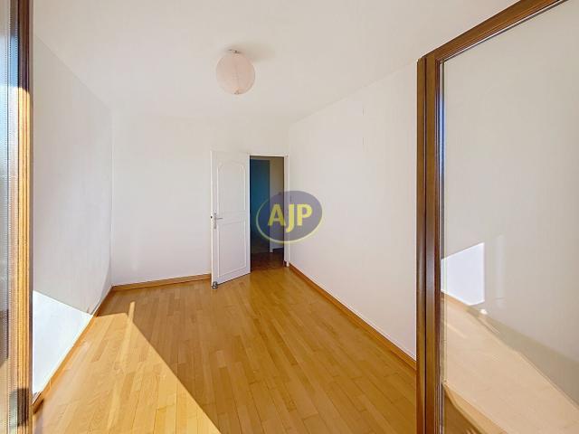 Location Appartement Route du Maine, Mouleydier