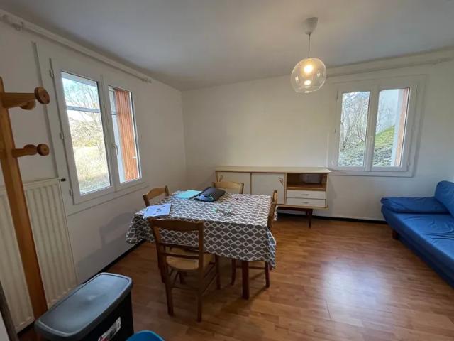 Location Appartement Route du Pont Rouge, Saint Étienne du Valdonnez