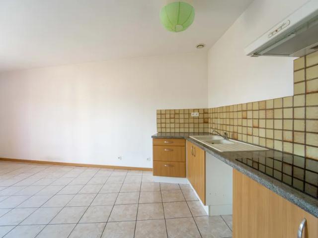 Location Appartement Chemin de Pechine, Lit et Mixe
