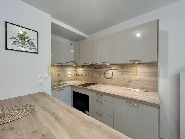 Location Appartement Route d'Uzès, Nîmes