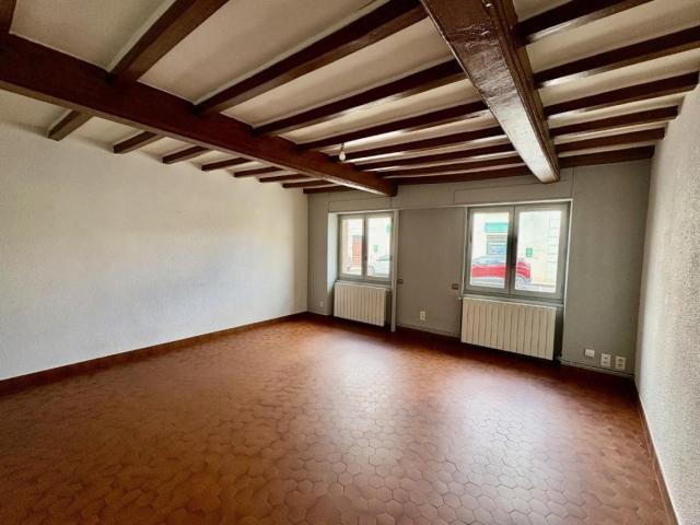 Location Appartement Route Jean Jaurès, Lay