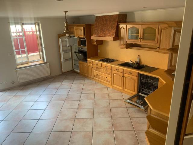 Location Appartement Route Nationale, Pusignan