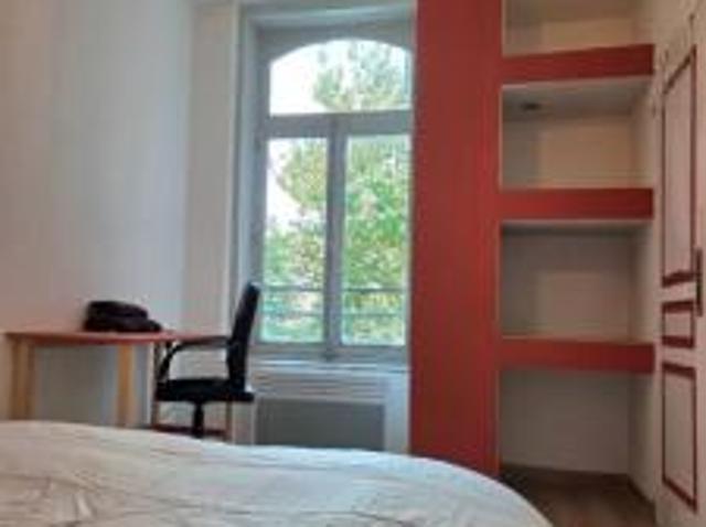 location appartement roubaix 1 pièce 12 m2 nord 59100 400 € / mois