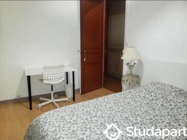 location appartement roubaix 1 pièce 14 m2 nord 59100 500 € / mois
