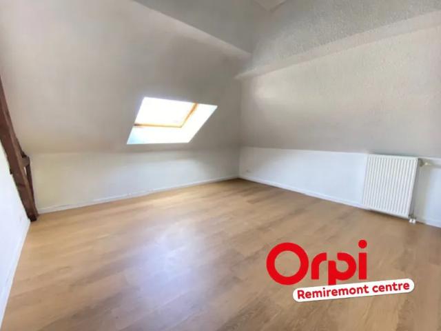 Location Appartement Rougerupt, Hadol