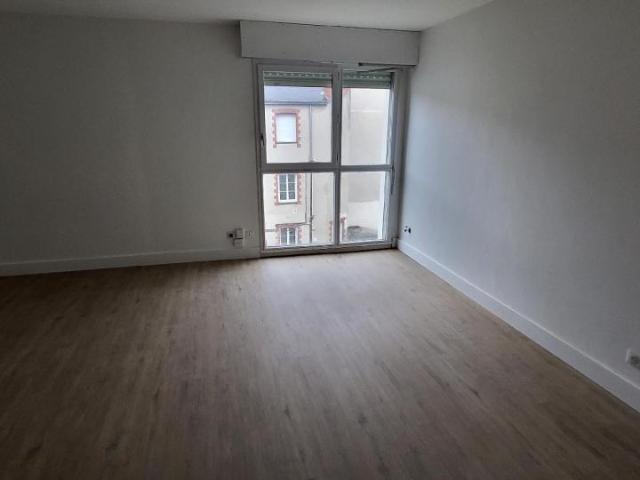 Location Appartement Rue Coustou, Nantes