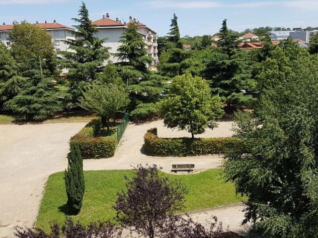 Location Appartement Rue Collomb, Bron