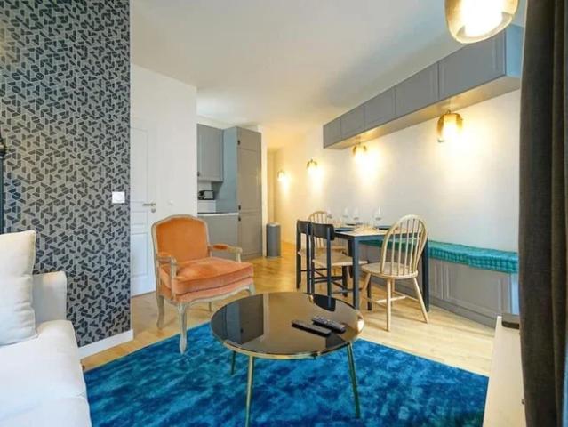 Location Appartement Rue Commines, Paris