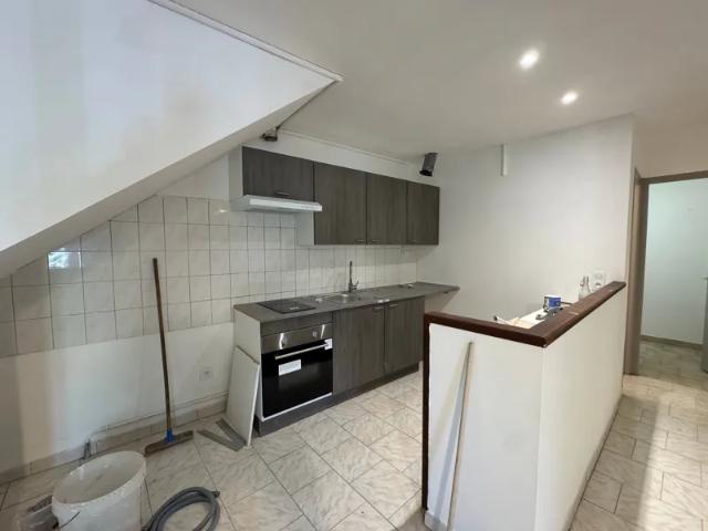 Location Appartement Rue Cordille, Pézenas