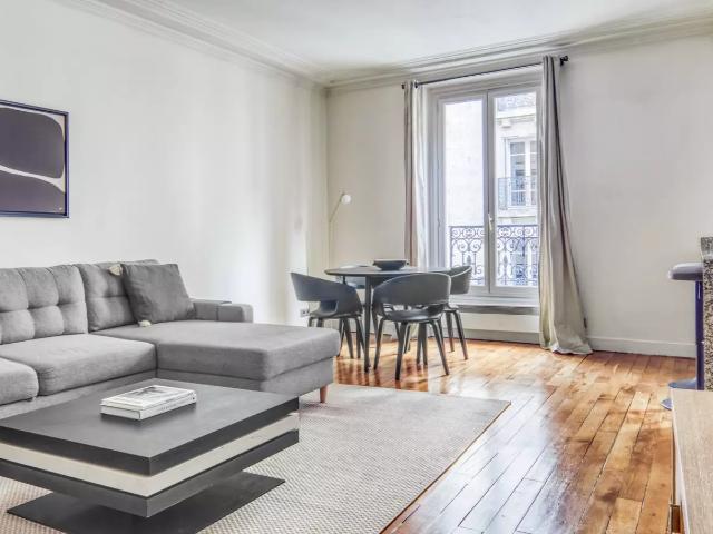 Location Appartement Rue Caulaincourt, Paris