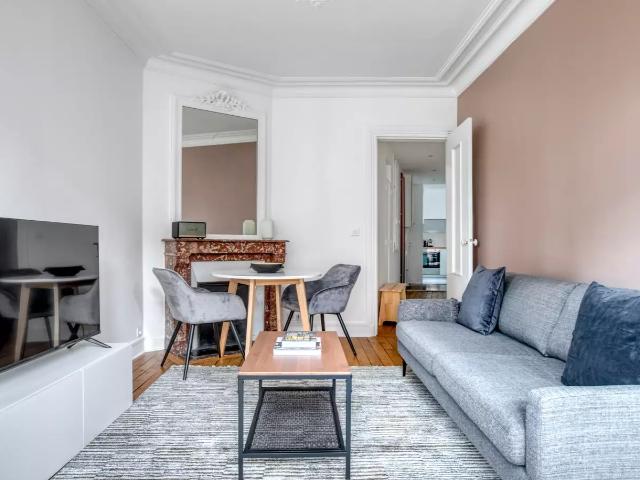 Location Appartement Rue Caulaincourt, Paris